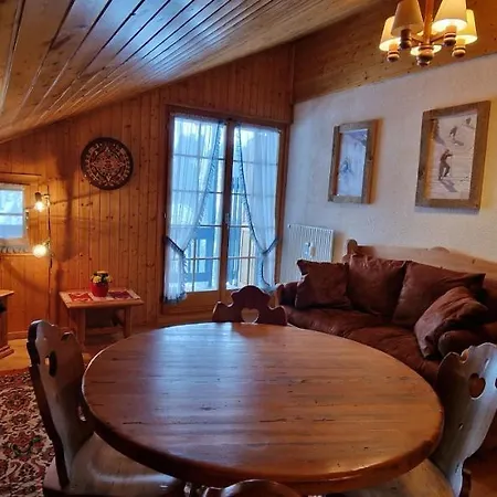 Apartman Lupin 32 *